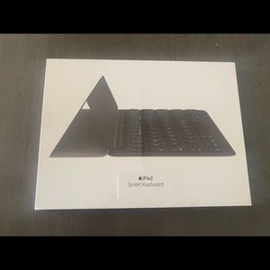 Apple Smart Keyboard For iPad